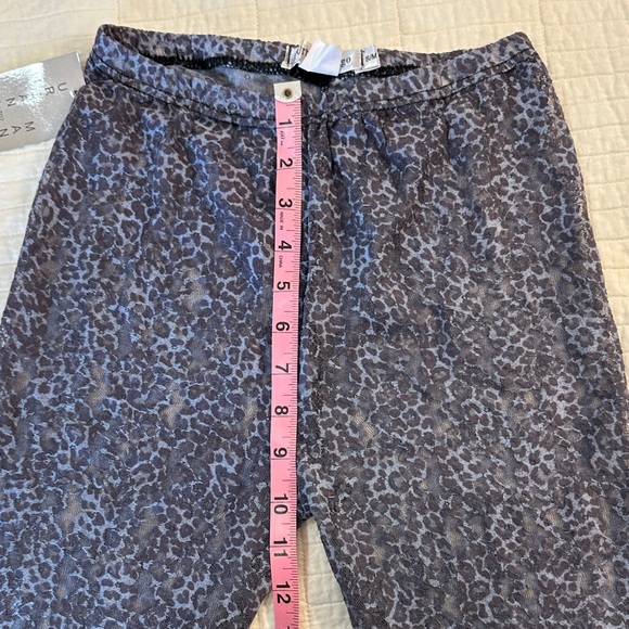 Y2K vintage Gray Leopard Print Lace Pants s/m NWT - Picture 4 of 6
